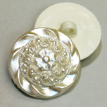 W-6545 -  Ivory Filigree Pearl Button 1-1/8"