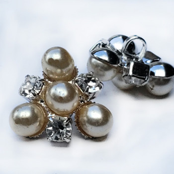 C-8188 - Set of 6 - Ivory Pearl, Silver, and Crystal Rhinestone Button. 18mm