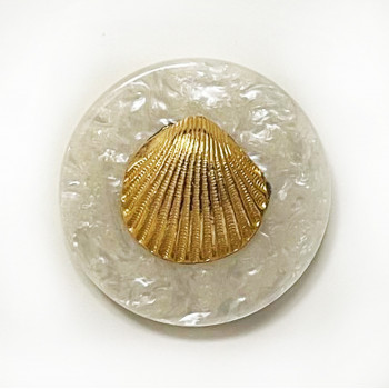 M-1307P - Matte Gold, Metal Sea Shell Button with Poly-Pearl Base, 1-3/4"