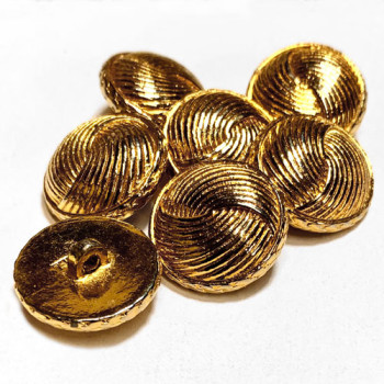 CC-300  Vintage Chanel Gold Buttons, 18mm - Set of 7  
