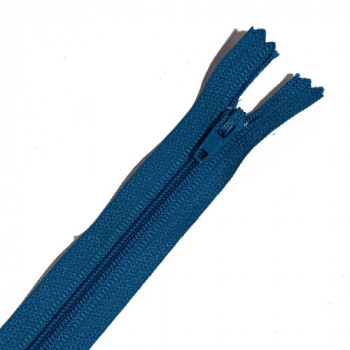 ZPN-3BL12 - #3 Nylon Zipper - 12 inch, Blue