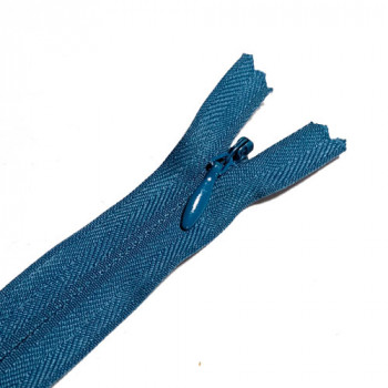ZPN-4INV-B8 - #4 Nylon Invisible Zipper - 8 inch, Blue